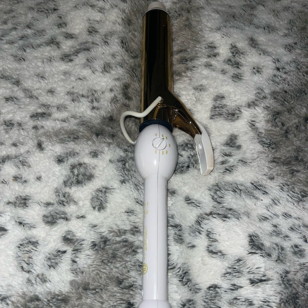 Power IQ- Series CurlingIron 3/4"